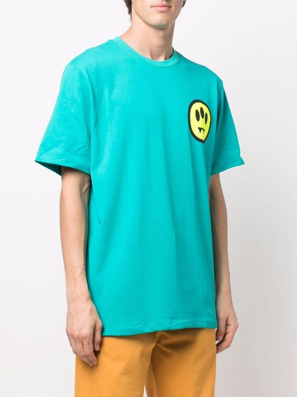 Tricou